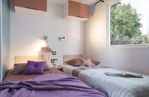 Imagen de la habitación del Camping Lagrange Vacances De L'arquet. Foto 6
