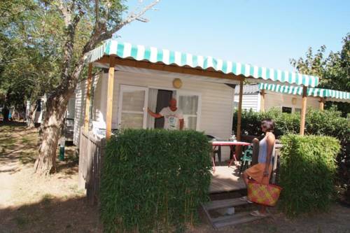 Imagen de la habitación del Camping Le M&eacute;diterran&eacute;e, HYERES. Foto 8