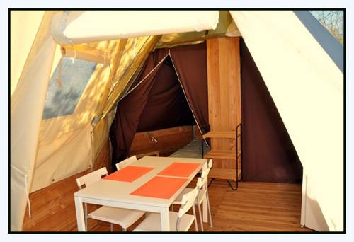 Imagen de la habitación del Camping Le Viaduc Ardèche. Foto 6