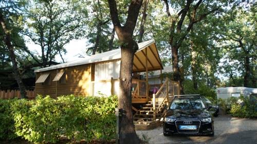 Imagen de la habitación del Camping Les Cent Chênes. Foto 10