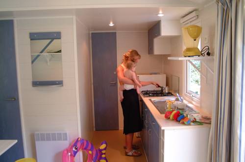 Imagen de la habitación del Camping Les Cigales, MANDELIEU-LA-NAPOULE. Foto 8