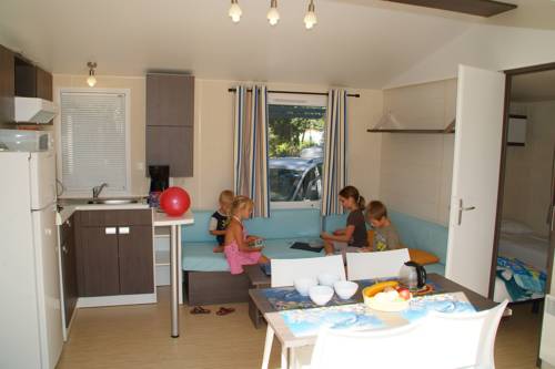 Imagen de la habitación del Camping Les Cigales, MANDELIEU-LA-NAPOULE. Foto 9