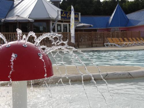 Imagen de la habitación del Camping Les Jardins De La Mer. Foto 8