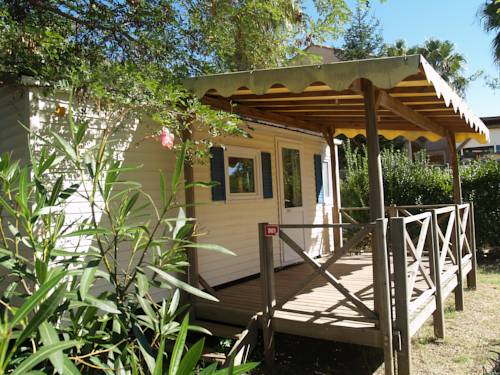 Imagen de la habitación del Camping Les Palmiers. Foto 15