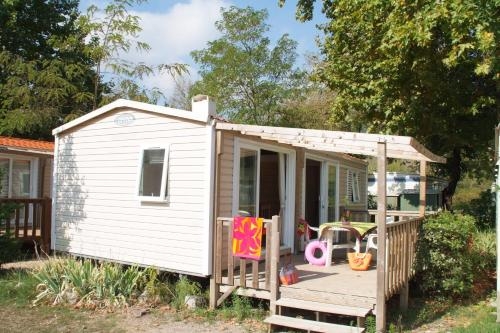 Imagen de la habitación del Camping Les Rives Du Loup. Foto 8