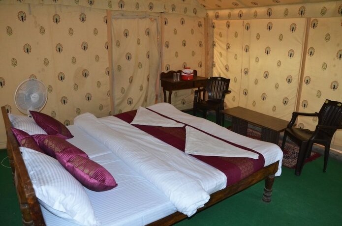 Imagen de la habitación del Camping Limra Desert Camp Jaisalmer. Foto 17