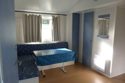 Imagen de la habitación del Camping L'oasis, Grospierres. Foto 11