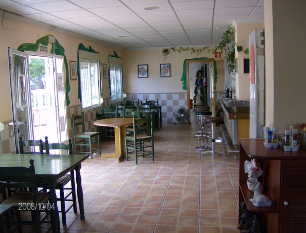 Imagen del bar/restaurante del Camping Los Llanos. Foto 4