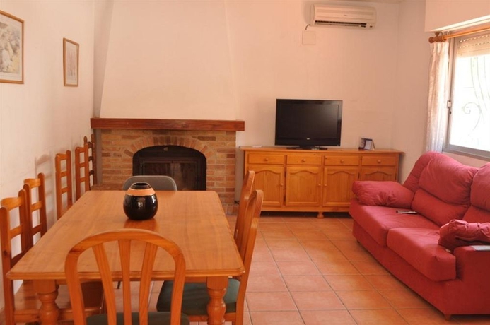 Imagen de los interiores del Camping Los Llanos. Foto 14