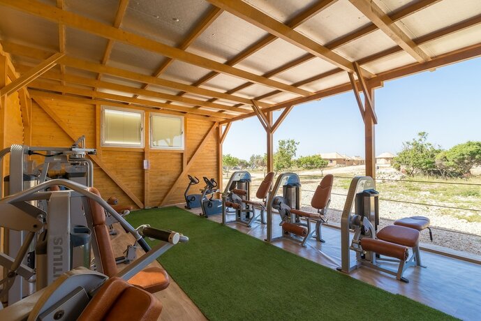 Imagen general del Camping Mediteran Kamp Glamping Tents In Phalaris. Foto 12