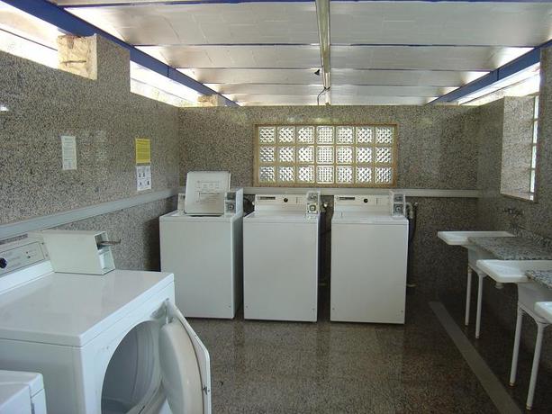 Imagen de los interiores del Camping Moraira. Foto 8