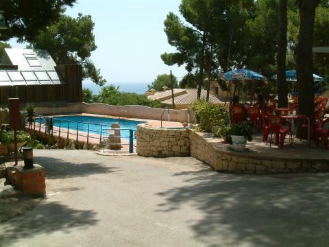 Imagen de la piscina del Camping Moraira. Foto 9