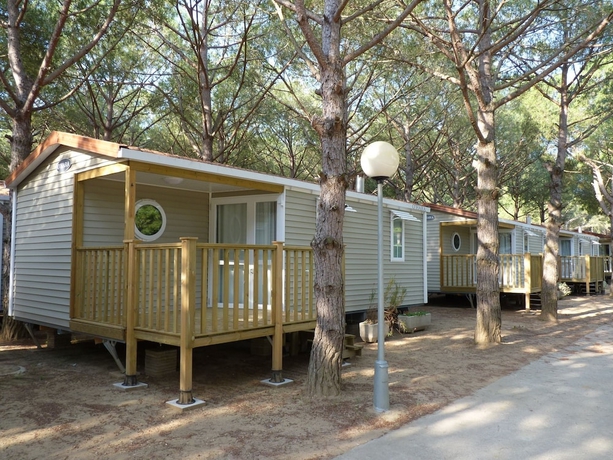 Imagen de la habitación del Camping Neptuno, Playa de Pals. Foto 2