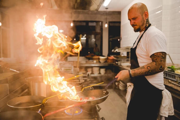 Imagen del bar/restaurante del Camping Obonjan Island Resort. Foto 7