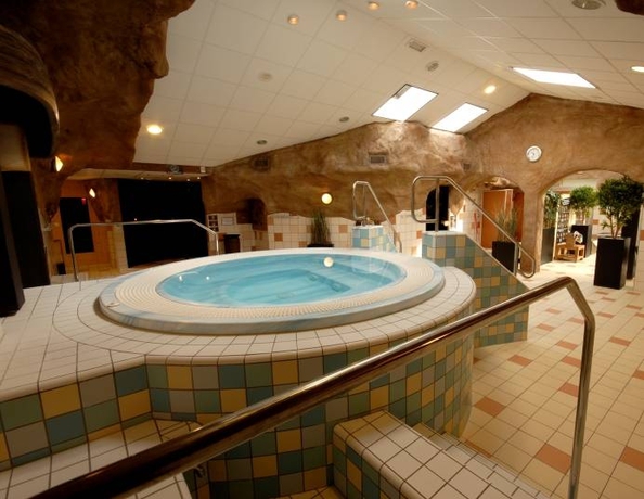 Imagen de la piscina del Camping Ons Buiten. Foto 4