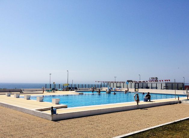 Imagen de la piscina del Camping Orbitur Canidelo. Foto 19