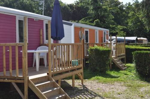 Imagen de la habitación del Camping Paris Beau Village. Foto 3
