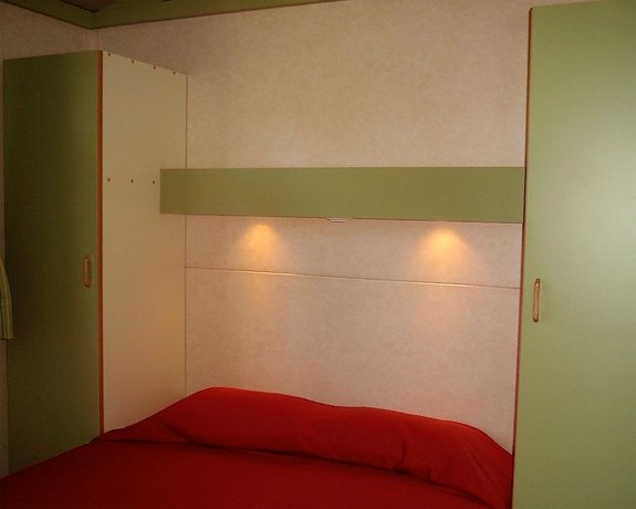 Imagen de la habitación del Camping Parque De Campismo Orbitur Costa De Caparica. Foto 7
