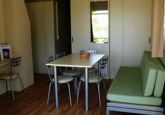Imagen de la habitación del Camping Parque De Campismo Orbitur Costa De Caparica. Foto 9