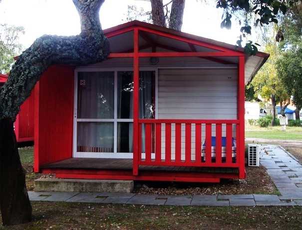 Imagen de la habitación del Camping Parque De Campismo Orbitur Montargil. Foto 2