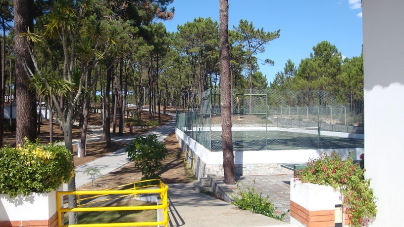Imagen general del Camping Parque De Campismo Orbitur Valado. Foto 2