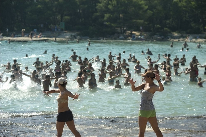 Imagen de los exteriores del Camping Pine Beach Bungalows. Foto 15
