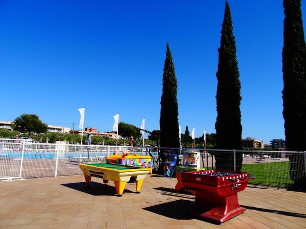 Imagen de los exteriores del Camping Platja Cambrils. Foto 16