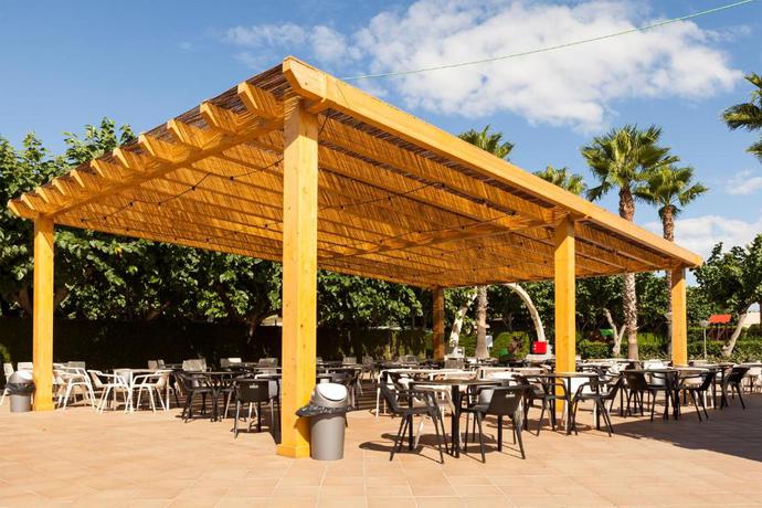 Imagen del bar/restaurante del Camping Platja Cambrils. Foto 3