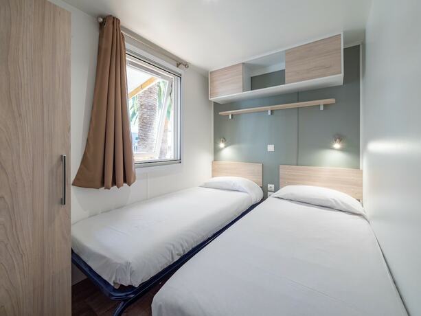 Imagen de la habitación del Camping Playa Montroig Resort. Foto 12