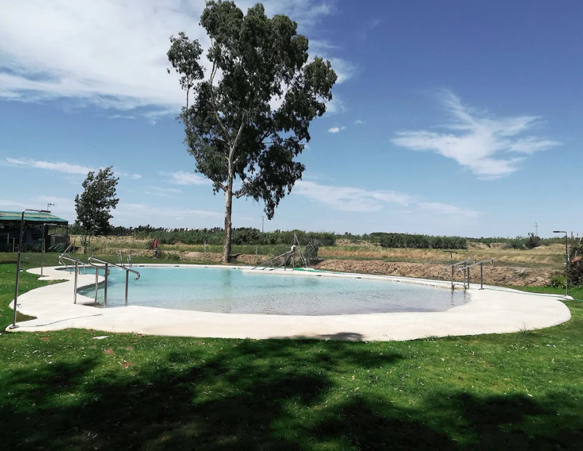 Imagen de la piscina del Camping Playa Taray. Foto 21