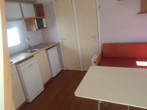 Imagen general del Camping Pont d'Ardaix. Foto 7