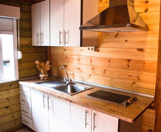 Imagen de los interiores del Camping Preguntoiro. Foto 9