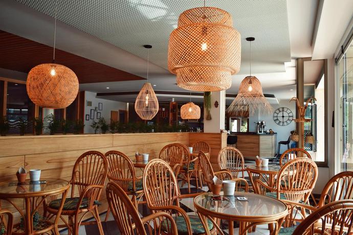 Imagen de los interiores del Camping Preguntoiro. Foto 13