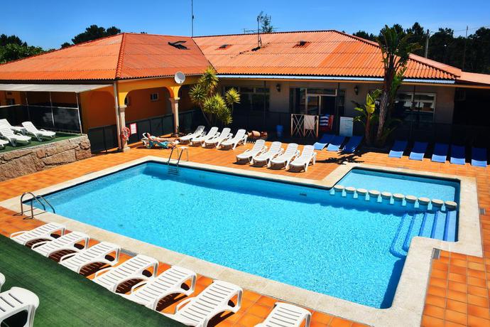 Imagen de la piscina del Camping Preguntoiro. Foto 16