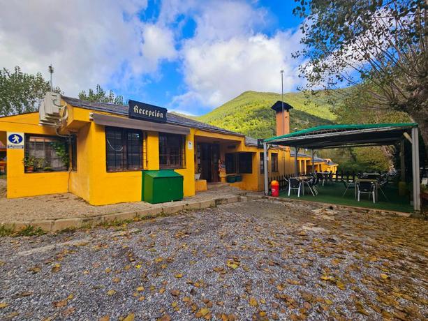 Imagen de los interiores del Camping Ribera Del Ara. Foto 10