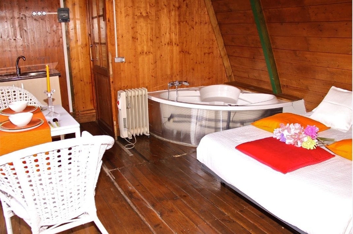 Imagen de la habitación del Camping Ripolles. Foto 15