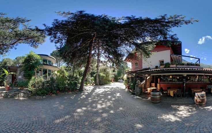Imagen de los exteriores del Camping Riviera, Cannobio. Foto 35
