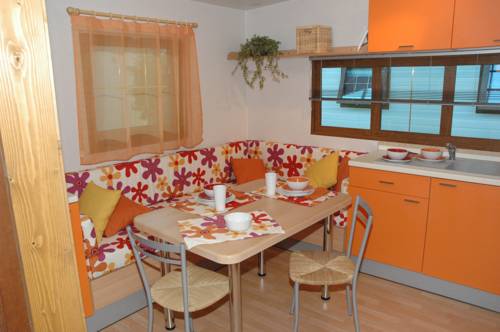 Imagen de la habitación del Camping Rose, Dormelleto. Foto 13