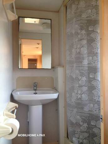 Imagen de la habitación del Camping Sabanell. Foto 7