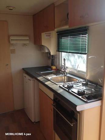 Imagen de la habitación del Camping Sabanell. Foto 8