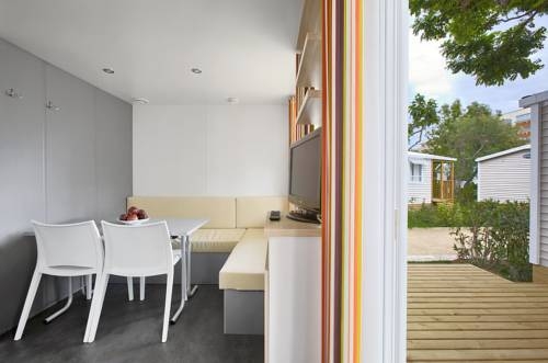 Imagen de la habitación del Camping Salata. Foto 14