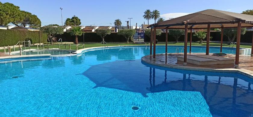 Imagen de la piscina del Camping San Javier, San Javier. Foto 12