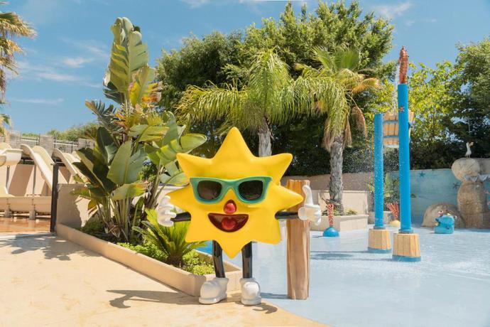 Imagen de la piscina del Camping Sènia Caballo De Mar. Foto 24