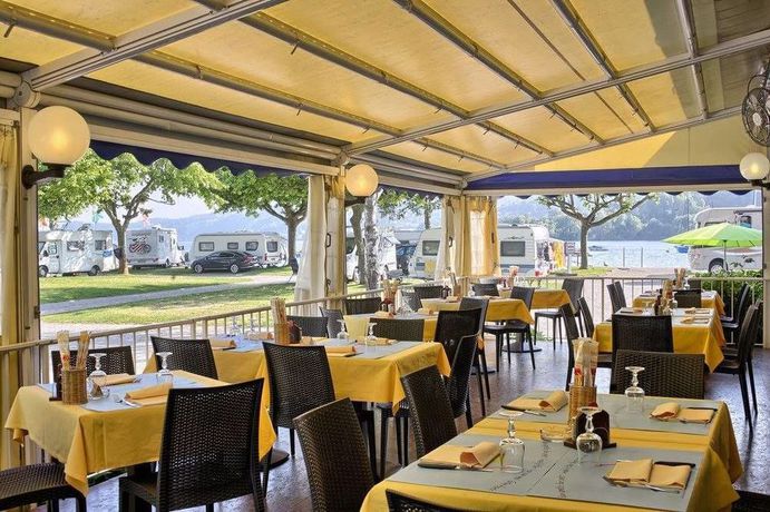Imagen del bar/restaurante del Camping Solcio. Foto 3
