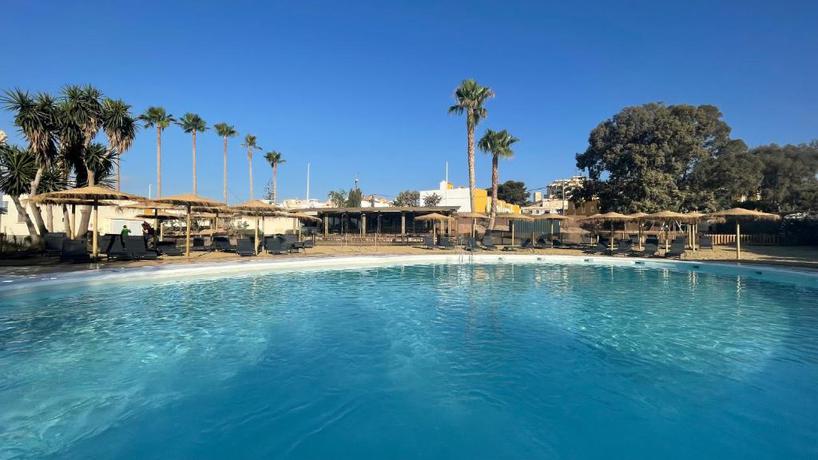Imagen de la piscina del Camping TAIGA Almeria Playa, Palomares Bajo. Foto 8