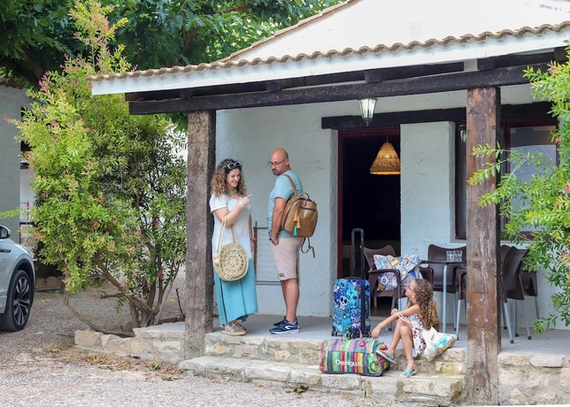 Imagen de la habitación del Camping TAIGA LAKE CASPE. Foto 7