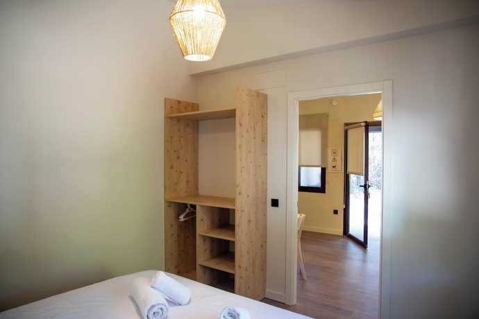 Imagen de la habitación del Camping TAIGA LAKE CASPE. Foto 14