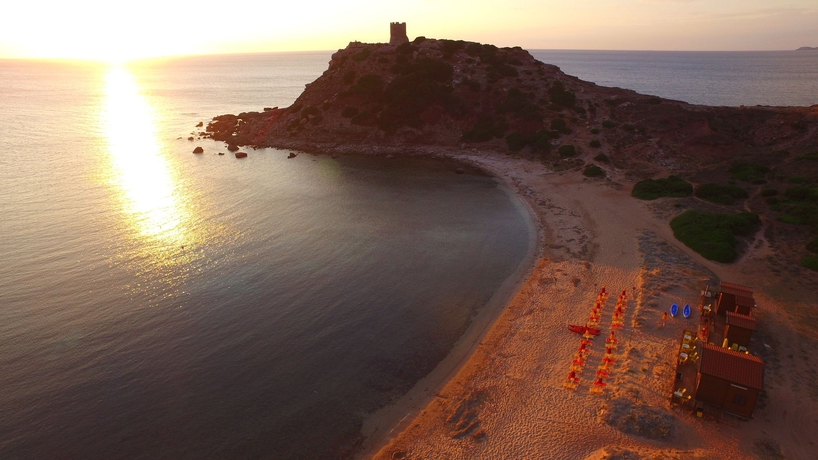 Imagen de los exteriores del Camping Torre Del Porticciolo Villaggio. Foto 12