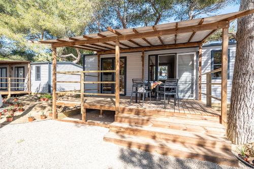 Imagen general del Camping Torre de la Mora. Foto 9