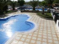 Imagen de la piscina del Camping Totana. Foto 9